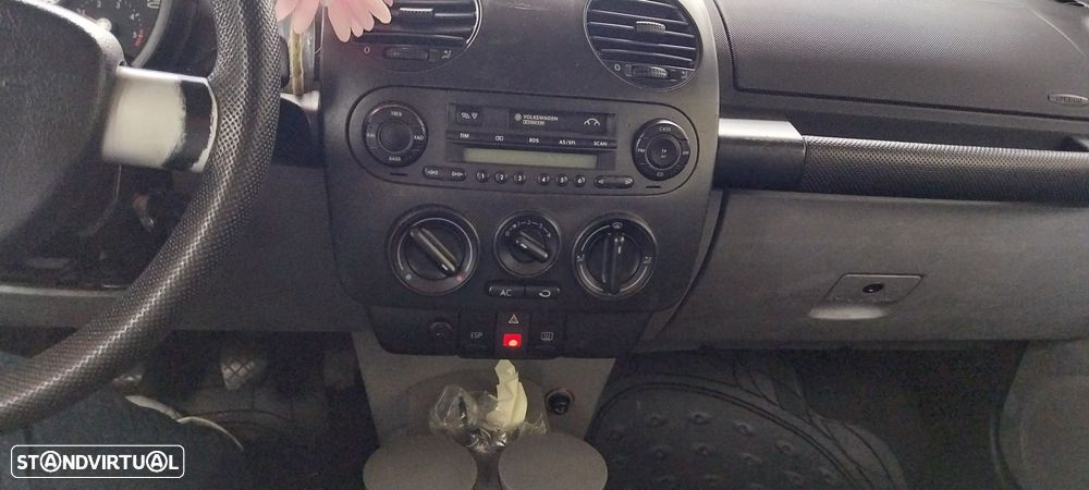 VW New Beetle 1.9 TDi - 7