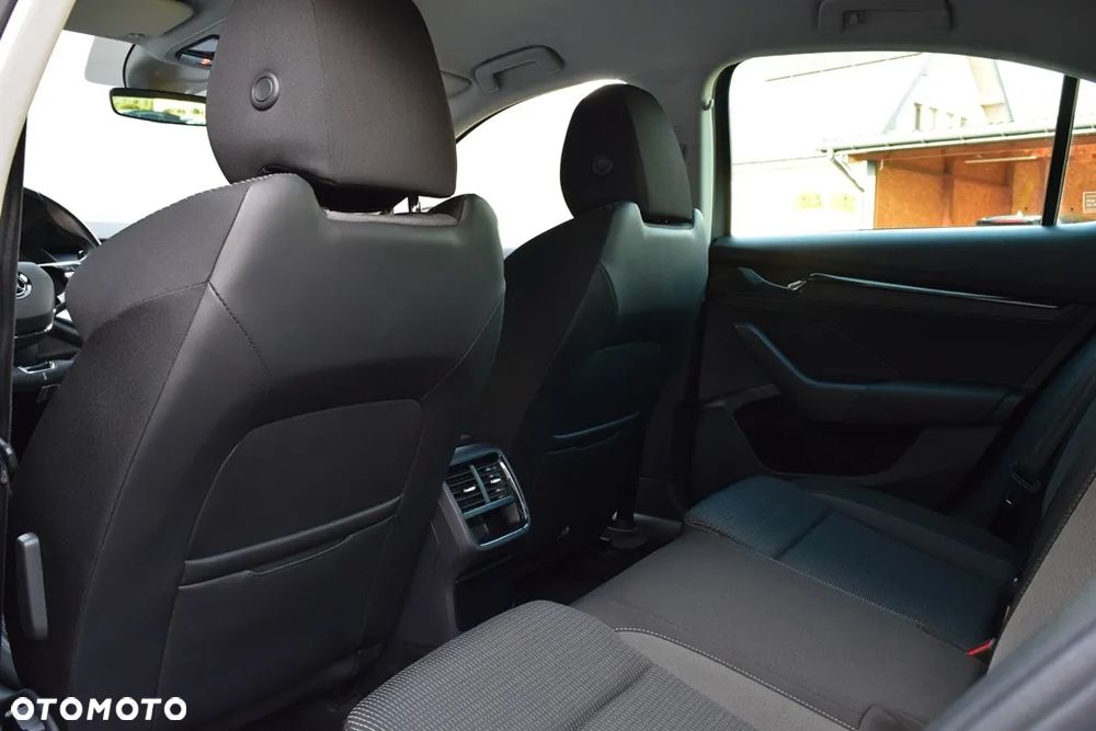 Skoda Octavia 1.5 TSI e-Tec Ambition DSG - 27