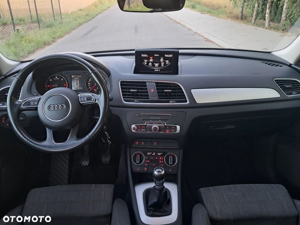 Audi Q3 - 12