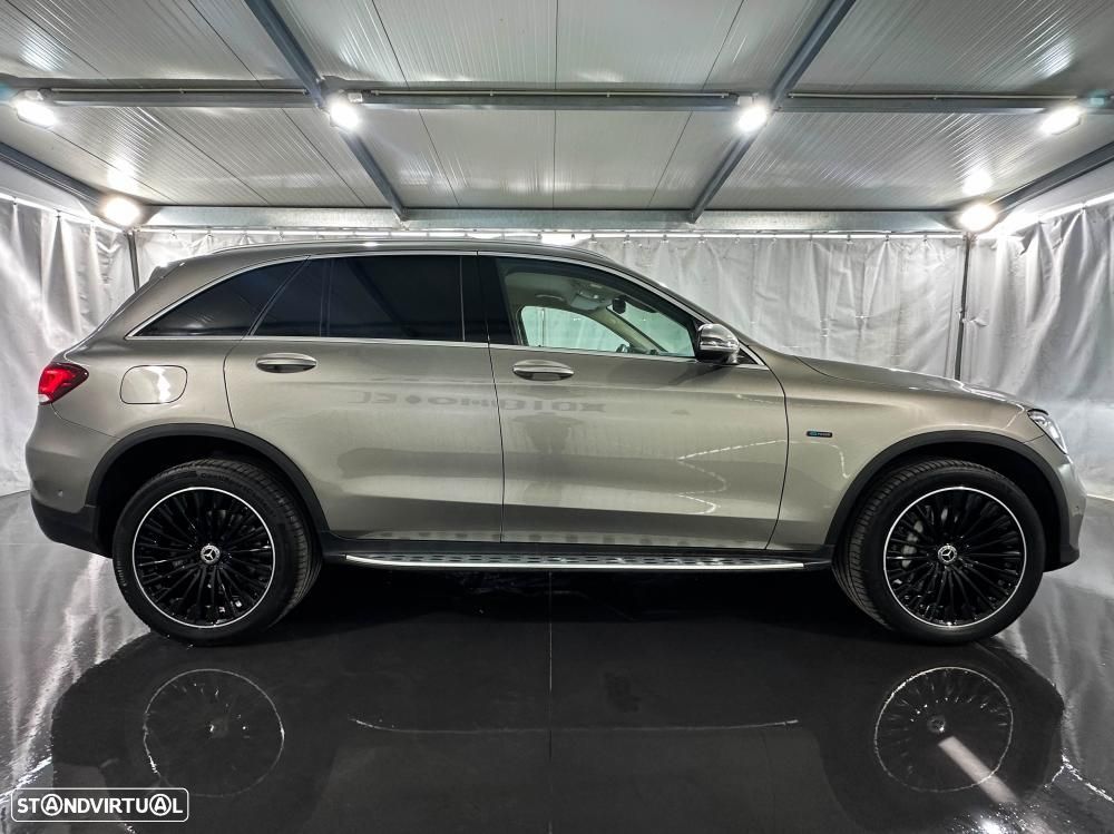 Mercedes-Benz GLC 300 de 4Matic 9G-TRONIC AMG Line - 13