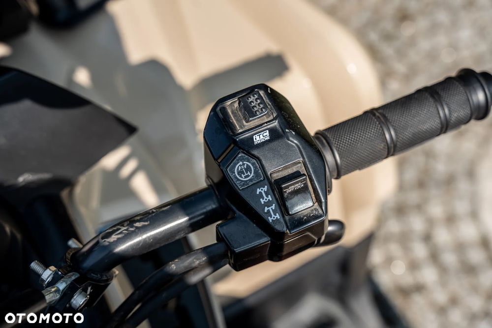 Can-Am Outlander - 28