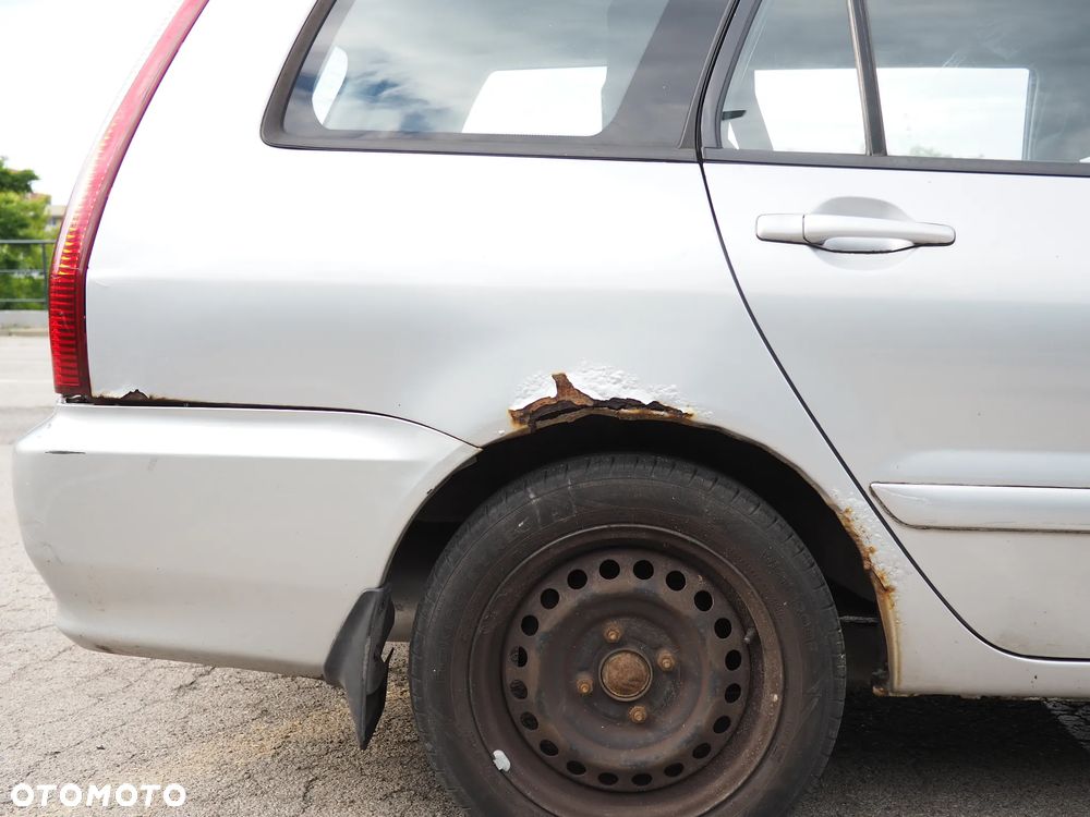 Mitsubishi Lancer - 12