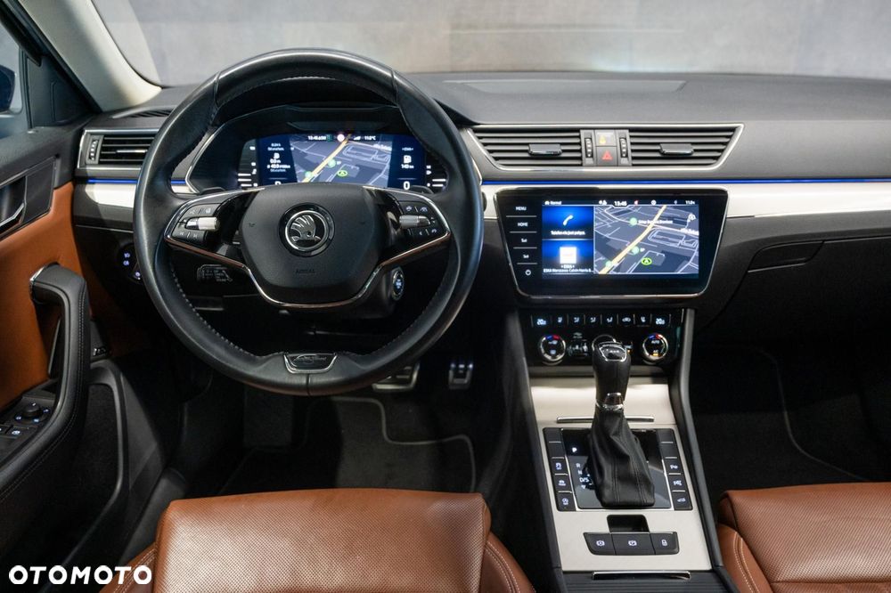 Skoda Superb 2.0 TDI SCR 4x4 L&K DSG - 11