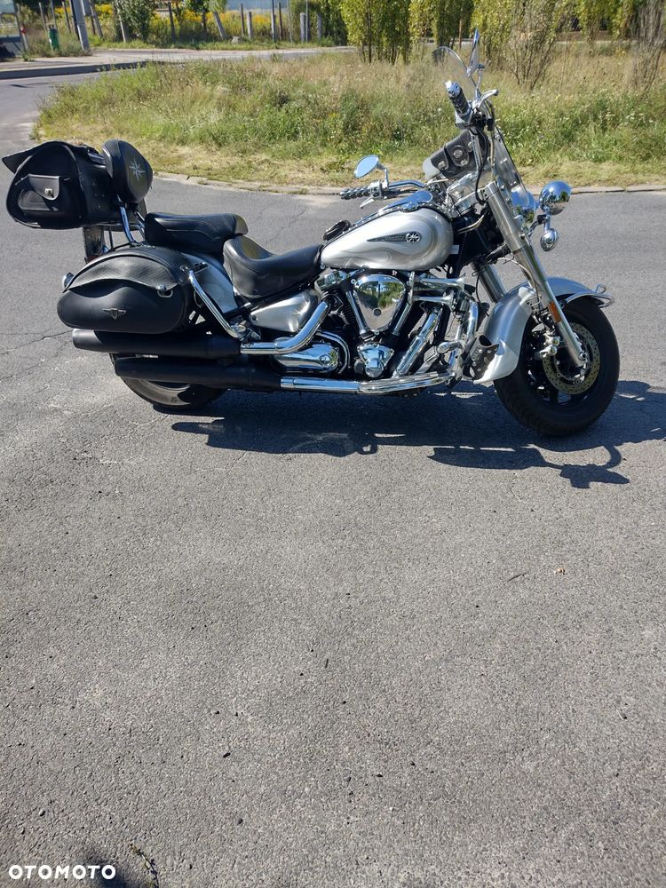 Yamaha Road Star - 4