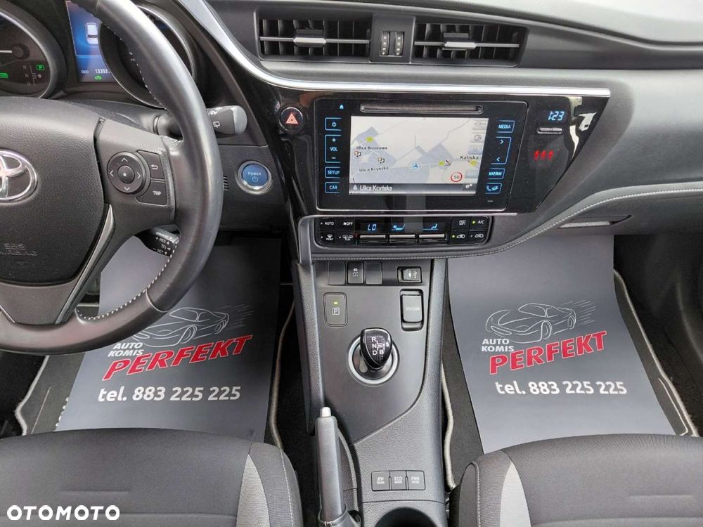 Toyota Auris - 21