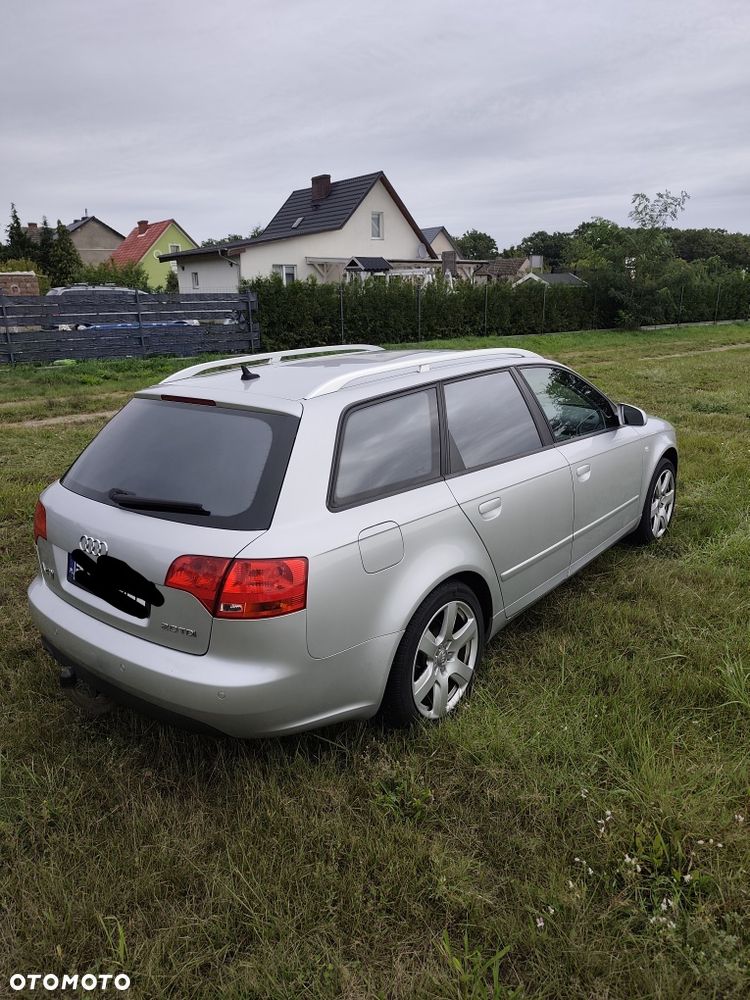 Audi A4 Avant - 4