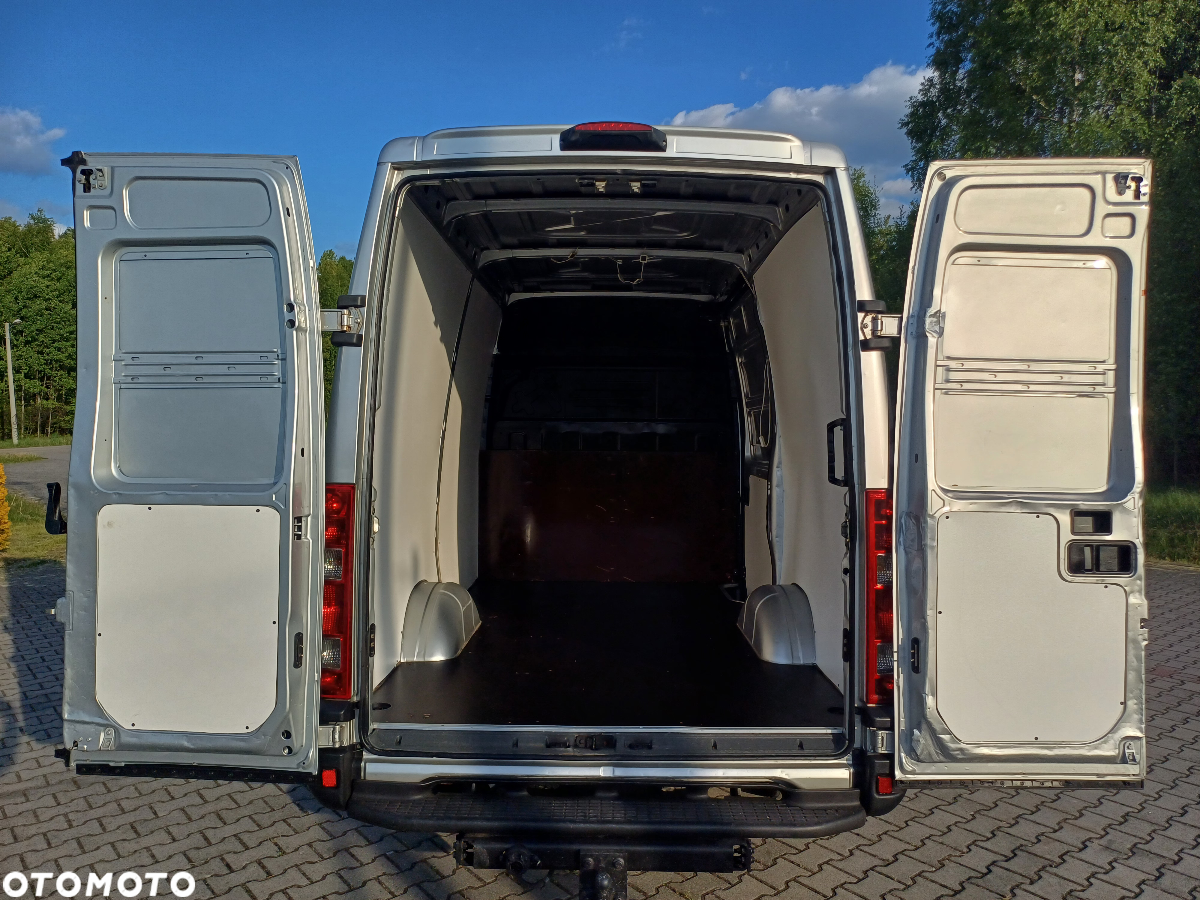 Iveco 35s13 - 26