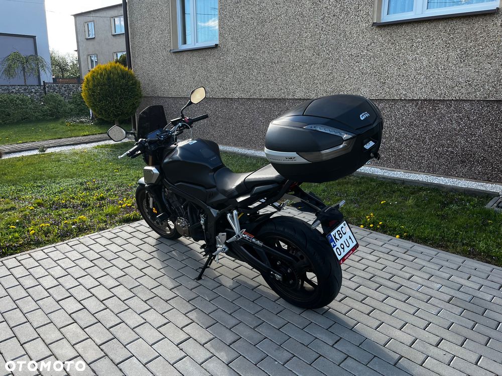Honda CB - 3