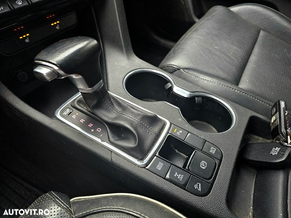 Kia Sportage 1.6 T-GDI 7DCT 4x4 GT Line - 33