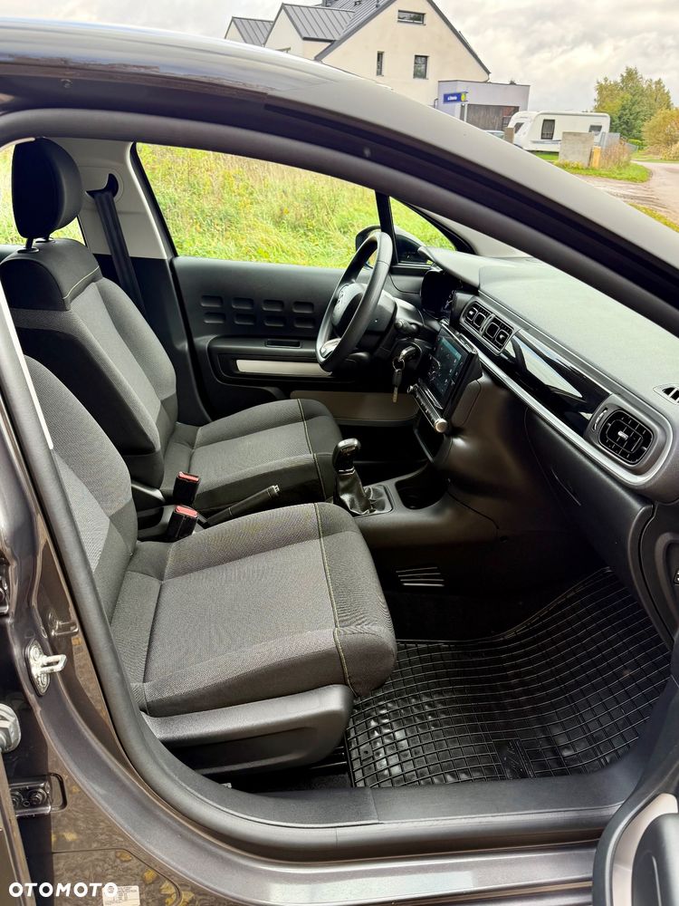 Citroën C3 1.2 PureTech Shine - 22