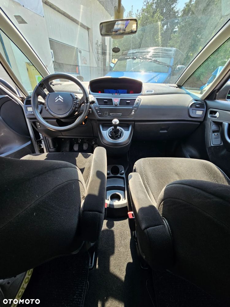Citroën C4 Grand Picasso - 16