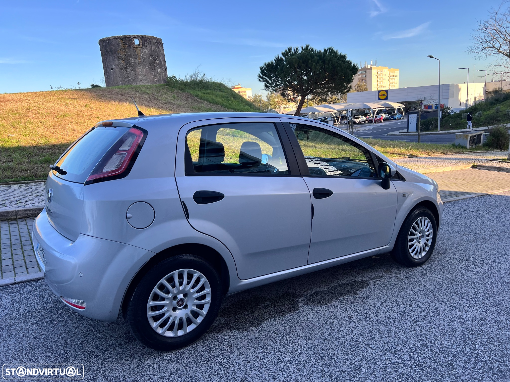Fiat Punto 1.2 Young II S&S - 7