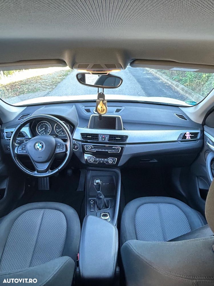 BMW X1 sDrive18i - 7