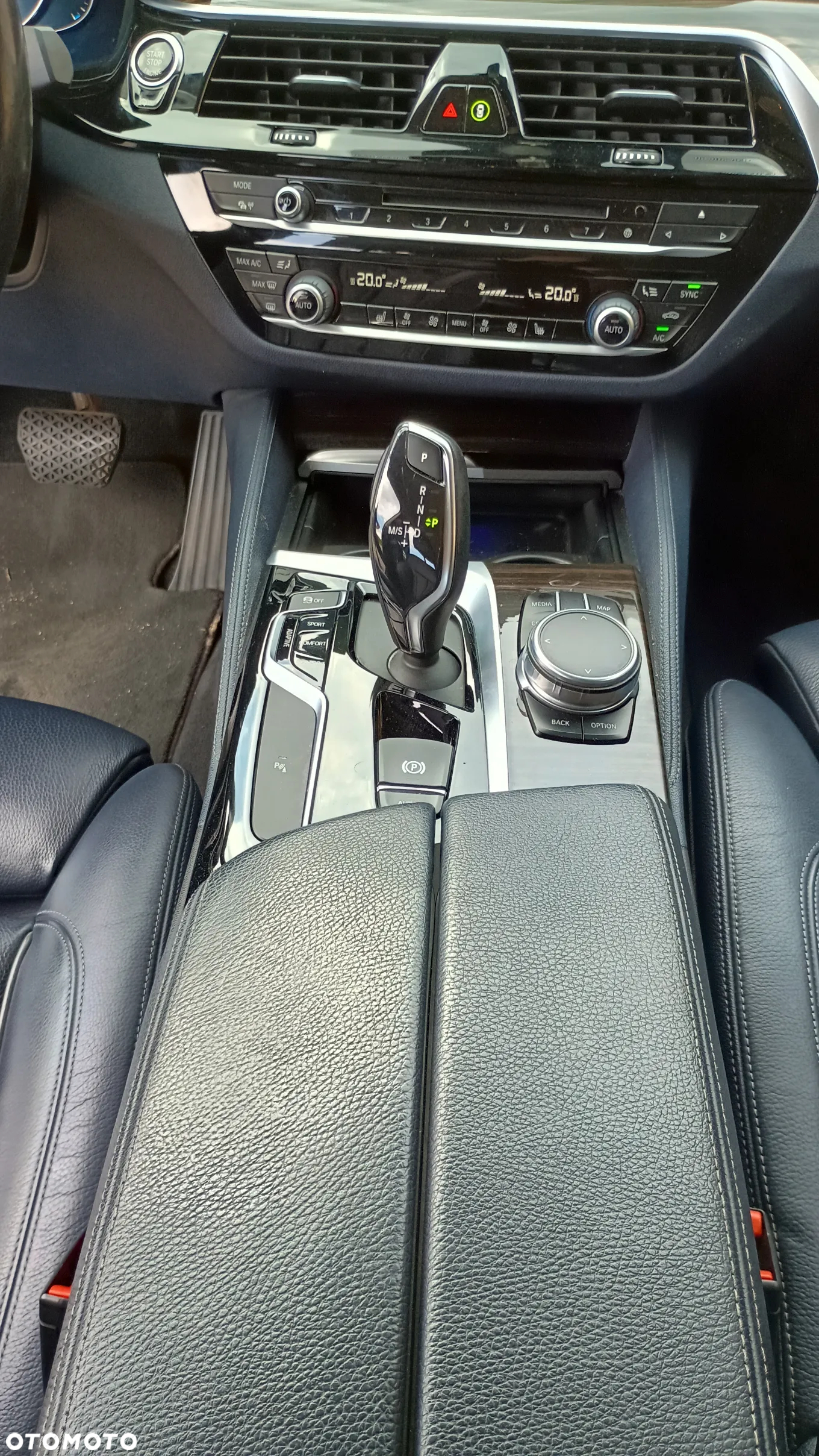 BMW Seria 5 530d Luxury Line - 13