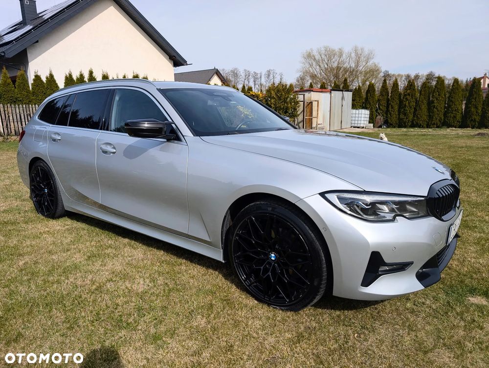 BMW Seria 3 318d Sport Line Shadow - 11