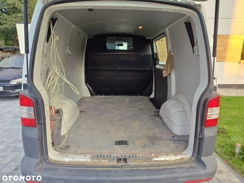 Volkswagen Transporter - 5