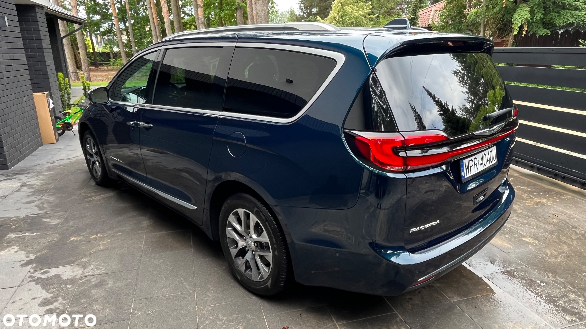 Chrysler Pacifica - 6