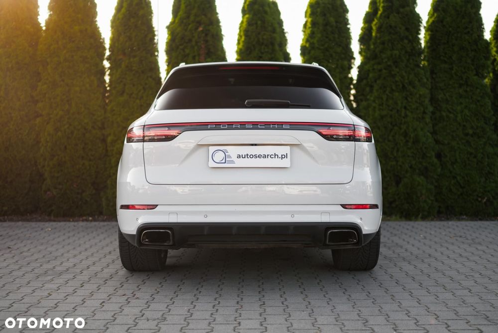 Porsche Cayenne - 5