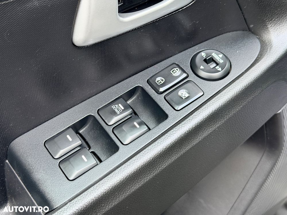 Kia Sportage 1.7 CRDI 2WD Dream-Team Edition - 10