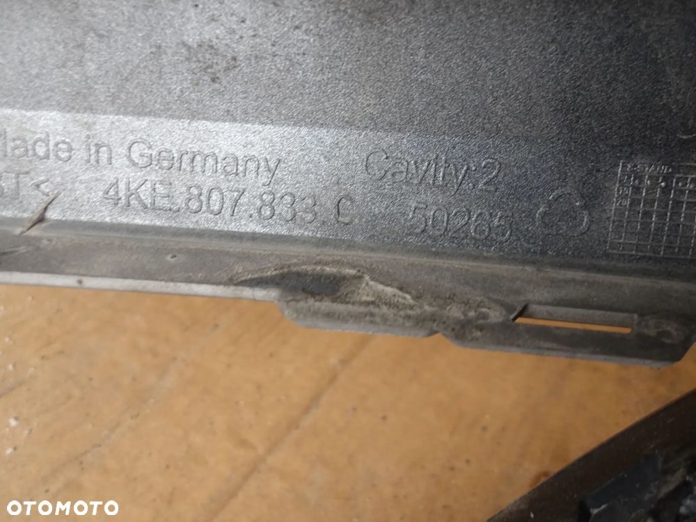 DOKLADKA ZDERZAK TYL AUDI E TRON 4KE807833C - 19