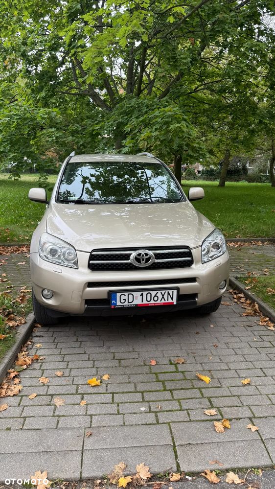 Toyota RAV4 2.0 VVT-i Sol - 1