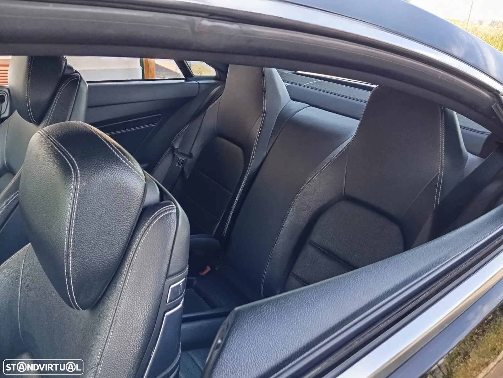 Mercedes-Benz E 220 CDI Coupe 7G-TRONIC - 42