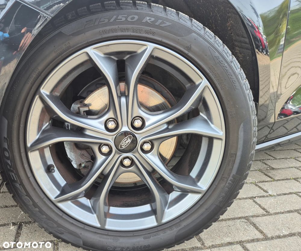 Ford Focus 1.5 EcoBoost ST-Line - 5