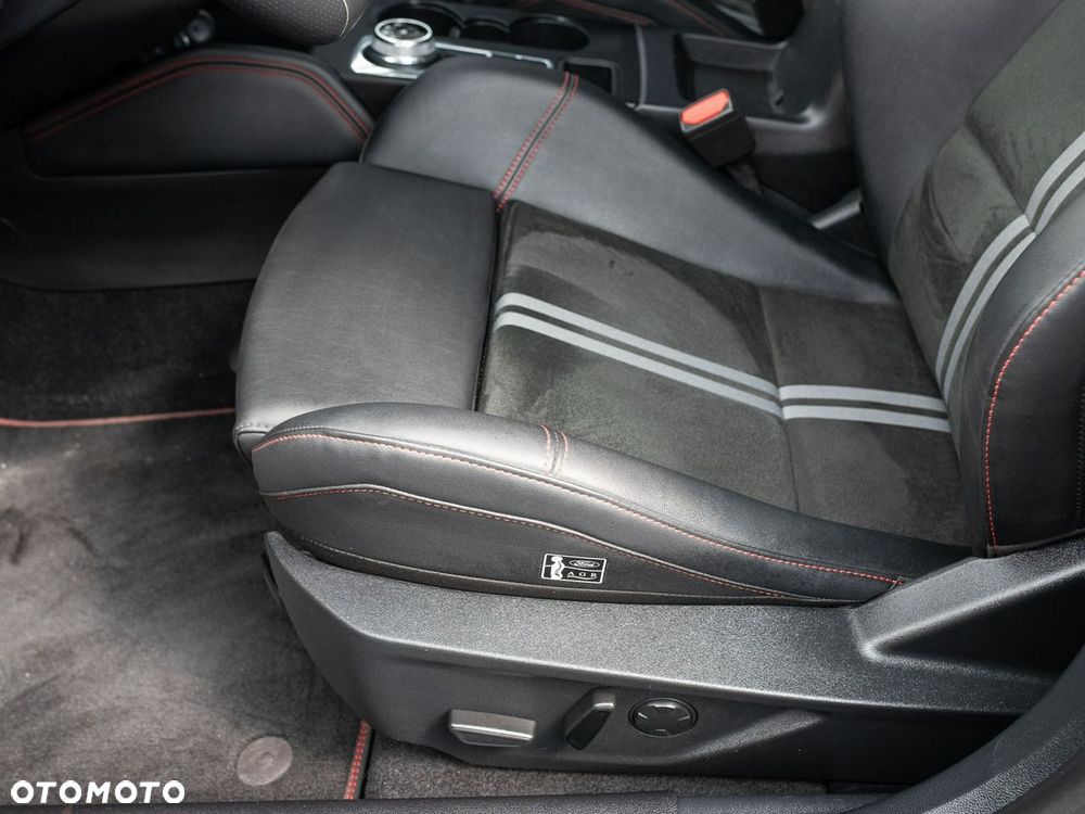 Ford Focus 2.3 EcoBoost ST X - 11