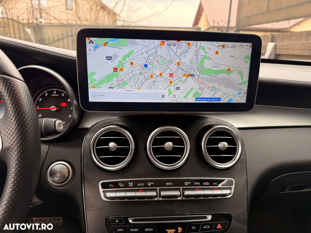 Mercedes-Benz GLC 300 4MATIC 9G-TRONIC - 11