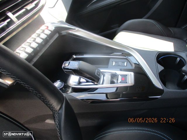Peugeot 3008 BlueHDi 130 Stop & Start EAT8 Active - 8