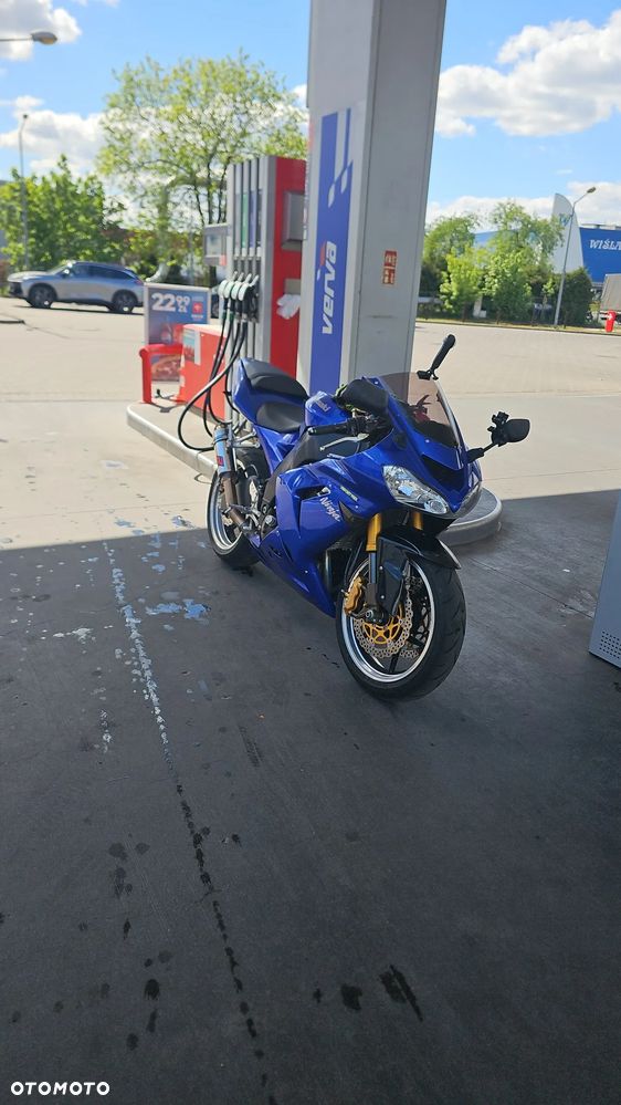 Kawasaki ZX - 17