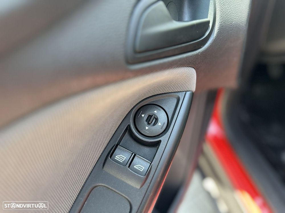 Ford Focus SW 1.0 EcoBoost S&S TREND - 9