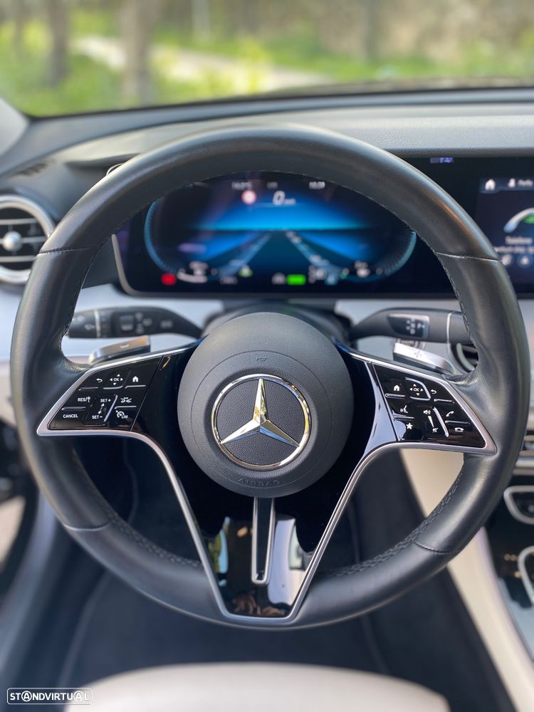 Mercedes-Benz E 300 de Exclusive Line - 16