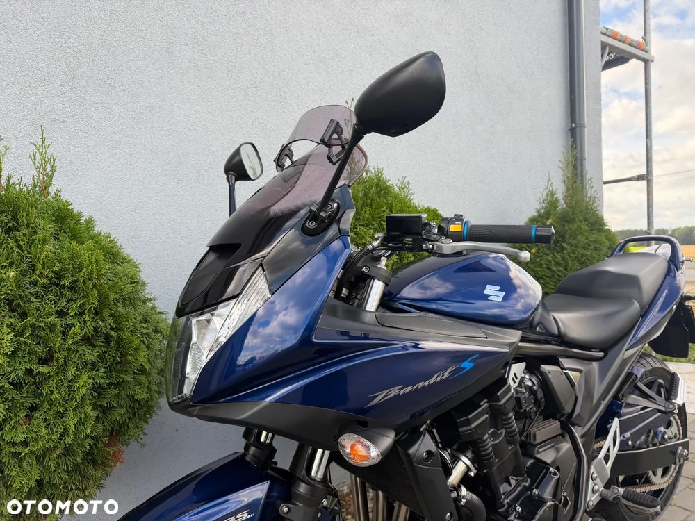 Suzuki Bandit - 38