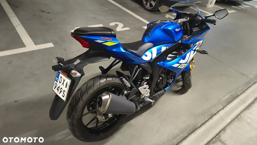 Suzuki GSX-R - 5