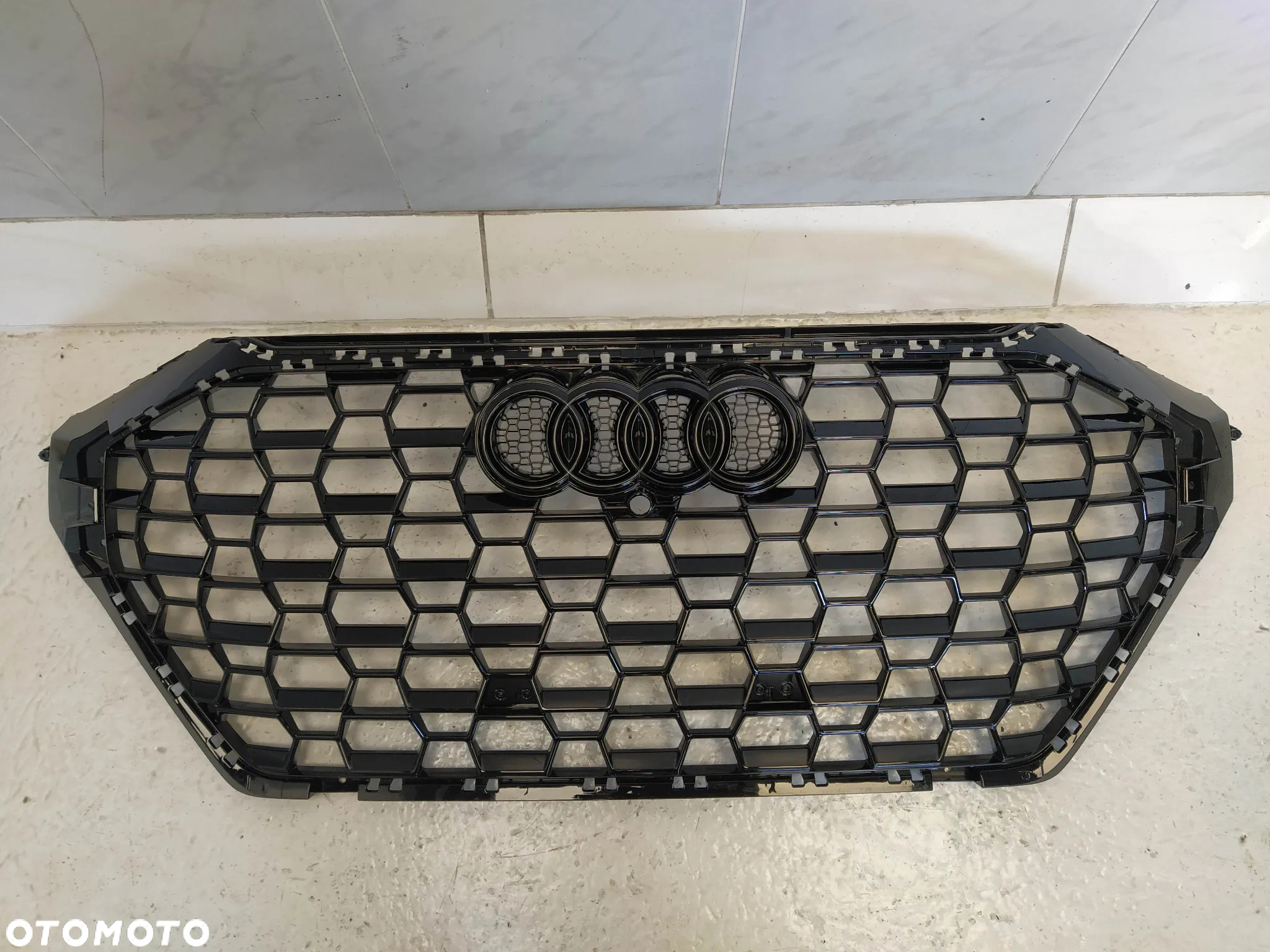 AUDI RS Q3 GRILL ATRAPA CHŁODNICY OSŁONA KAMERA ORYGINAŁ - 11