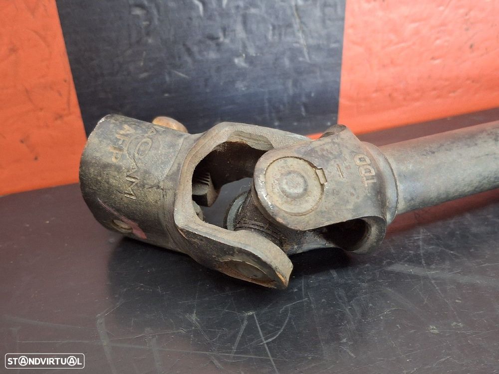 Cruzeta / Cardan Direção Volkswagen Crafter 30-50 Caixa (2E_) - 2