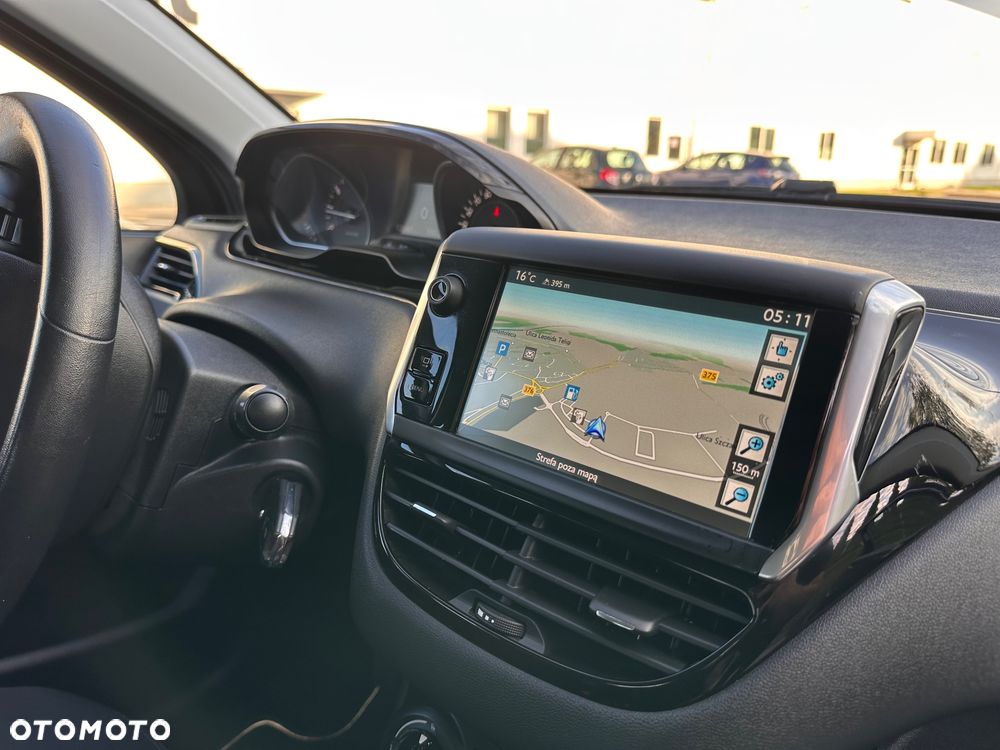 Peugeot 208 82 VTI Allure - 21