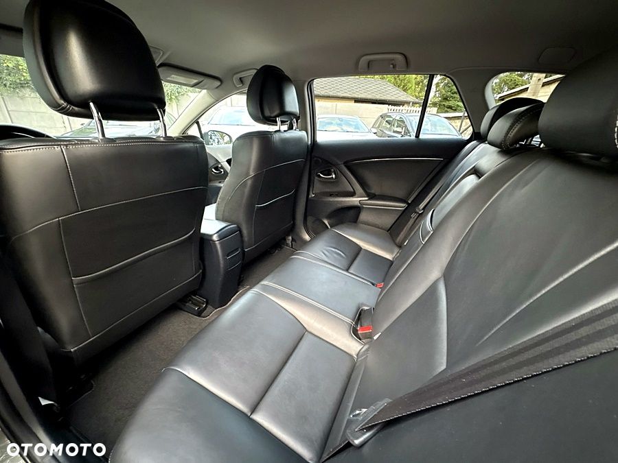 Toyota Avensis 2.0 D-4D Sol plus+NAVI - 20