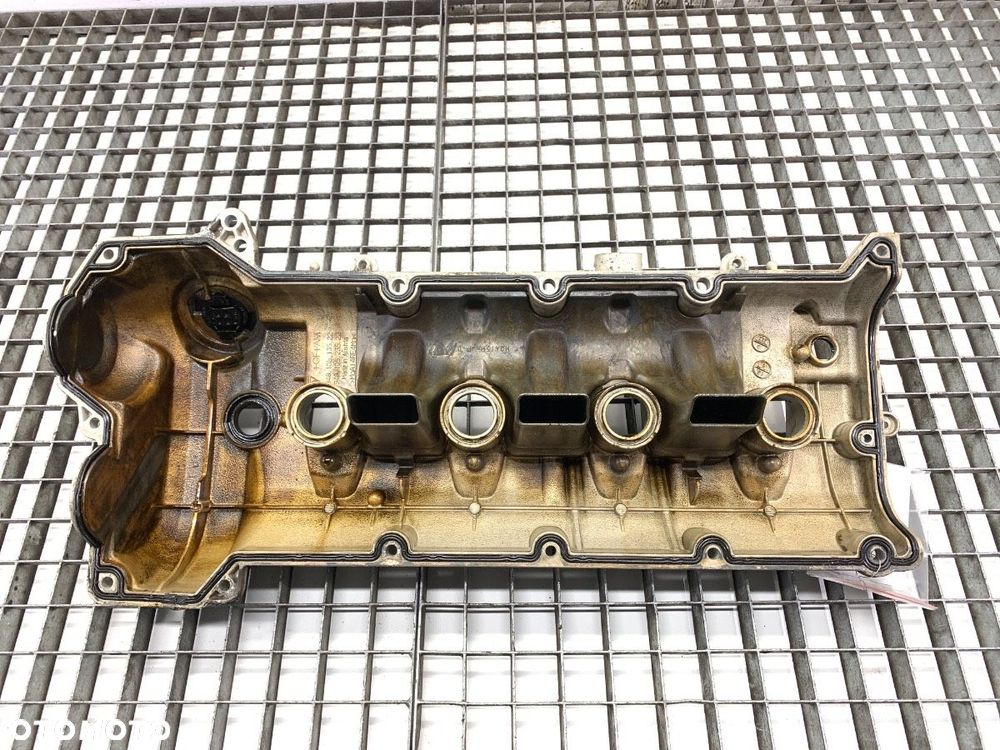 POKRYWA ZAWORÓW  PORSCHE PANAMERA (970) 2009 - 2017 4.8 4S 294 kW [400 KM] benzyna 2009 - 2013 - 3