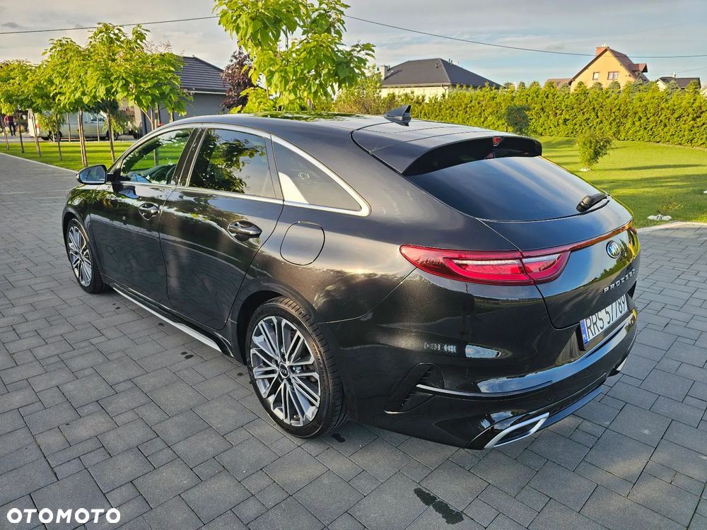Kia ProCeed 1.6 CRDi GT Line DCT - 4