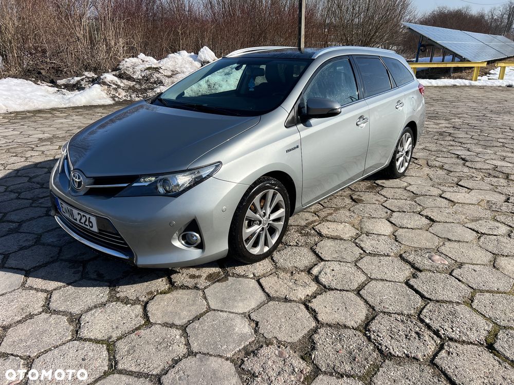 Toyota Auris 1.8 HSD Prestige NAVI - 1