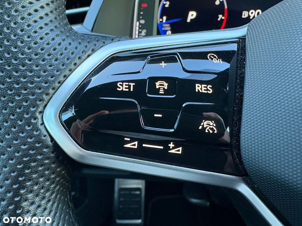 Volkswagen Arteon 2.0 TSI R-Line DSG - 27