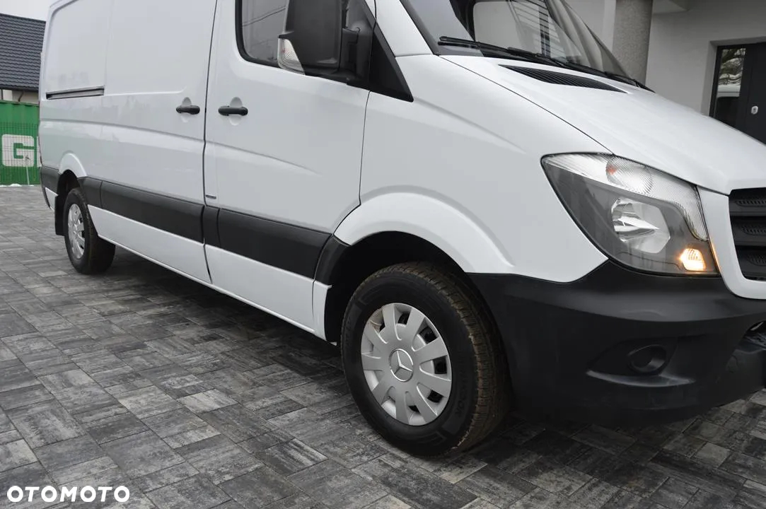 Mercedes-Benz Sprinter - 9
