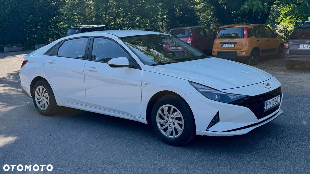 Hyundai Elantra 1.6 Modern - 8