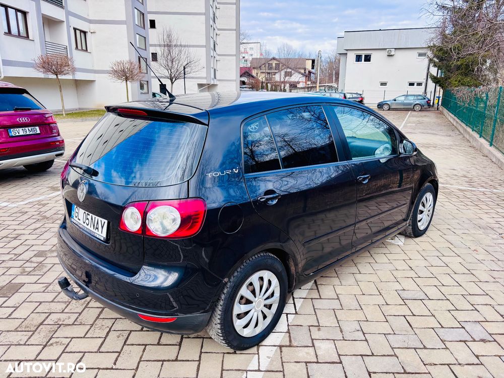 Volkswagen Golf Plus 1.6 FSI Tour - 2