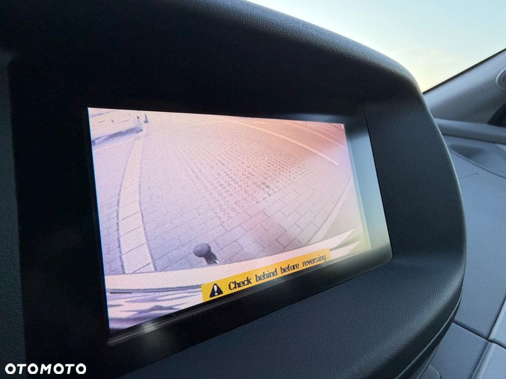 Nissan Almera Tino acenta PLUS - 19