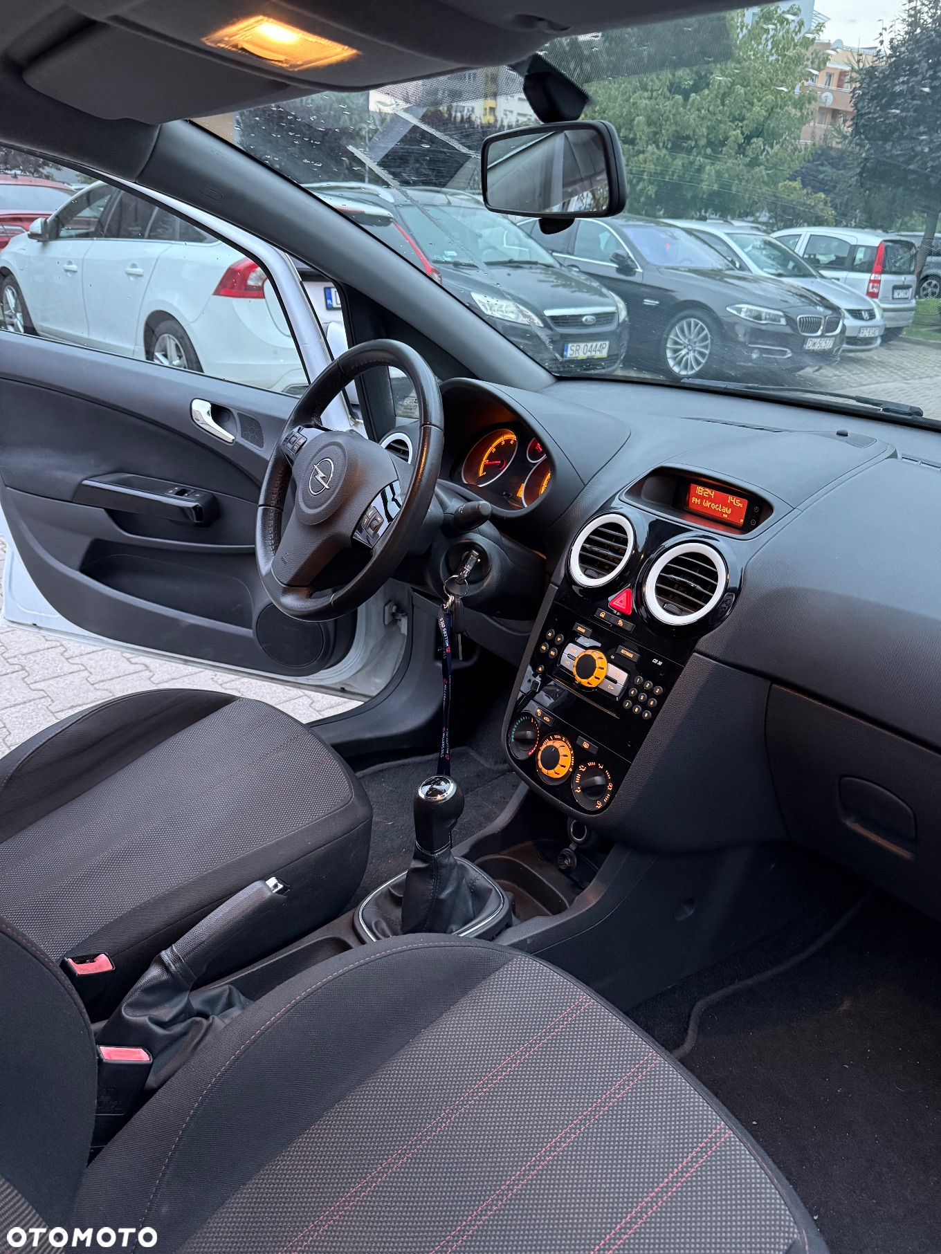 Opel Corsa 1.4 16V Sport - 16