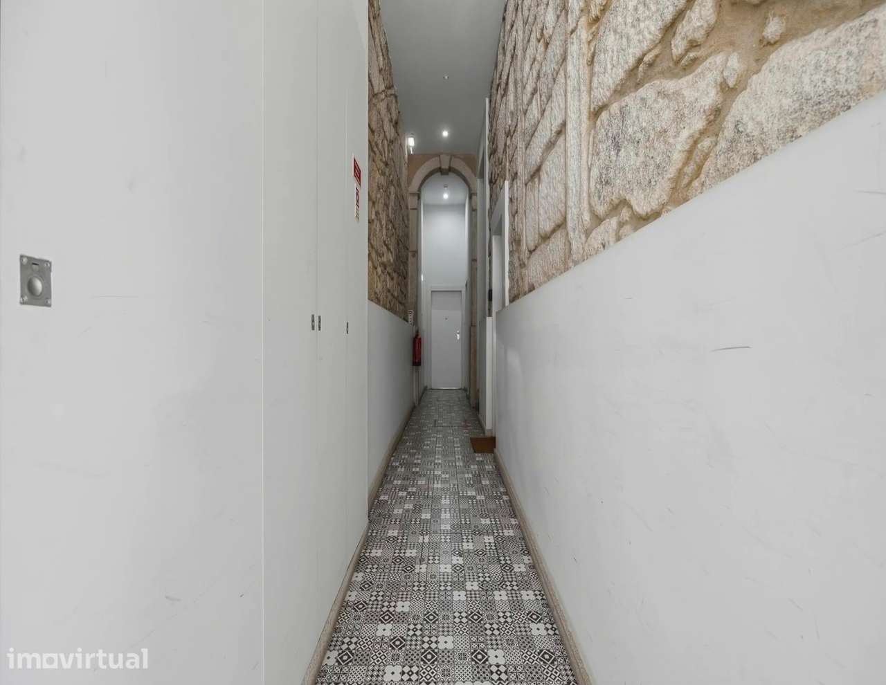 Apartamento T0 em Cedofeita com ar condicionado