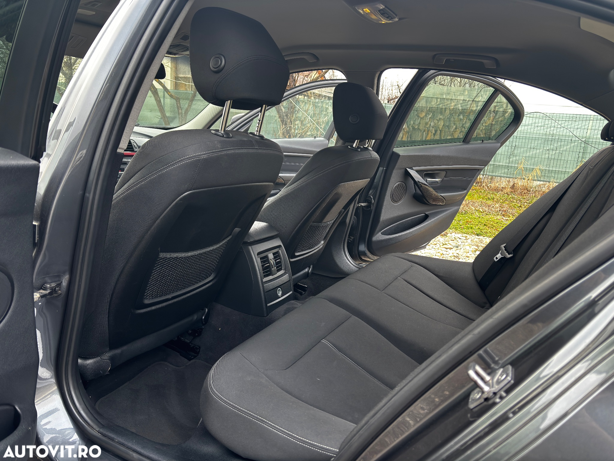 BMW Seria 3 320d xDrive Sport Line - 16